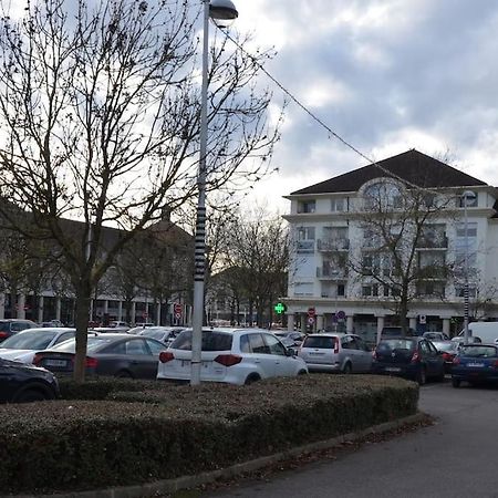 Hsh France Location Disney Land Paris - Suite Nicolas - Appartement De Charme Bussy-Saint-Georges Bagian luar foto